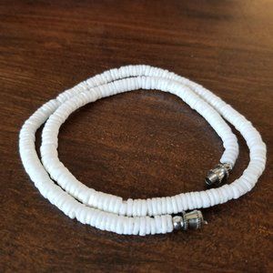 90s Surfer White Shell Beaded Necklace